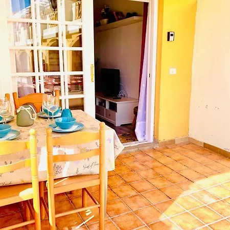 New Caleta,relax, Pool, Terrace, Wifi * 科斯塔卡莱塔